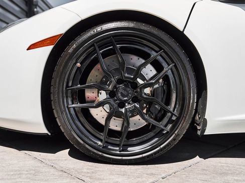 Used 2012 McLaren MP4-12C Coupe RWD image 3