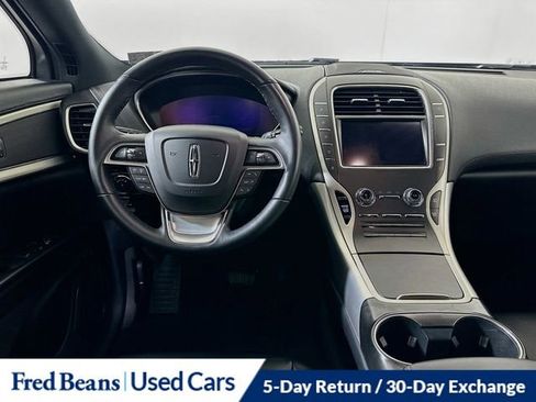 Used 2020 Lincoln Nautilus Premier image 23