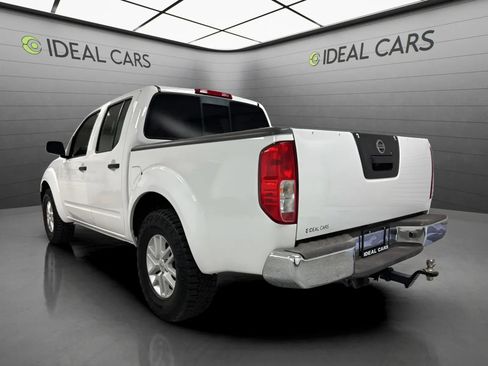 Used 2018 Nissan Frontier SV AWD/4WD image 7