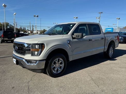 Used 2023 Ford F150 XLT image 8