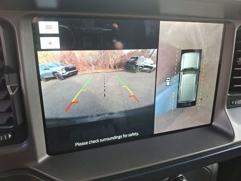 Used 2023 Ford Bronco Outer Banks image 16