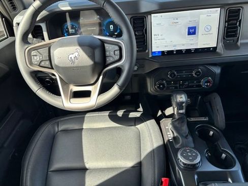 New 2026 Ford Bronco Badlands w/ Sasquatch Package image 16