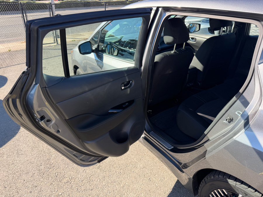 Used 2024 Nissan Leaf SV Plus FWD image 40