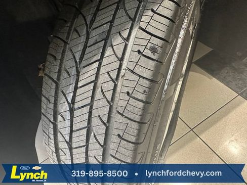 Used 2020 Chevrolet Equinox LT AWD/4WD image 29