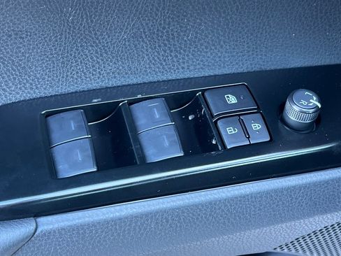 New 2026 Toyota Camry SE image 11