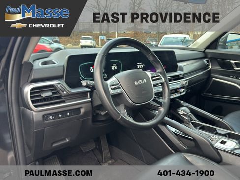 Used 2023 Kia Telluride S w/ S Sunroof Package image 16
