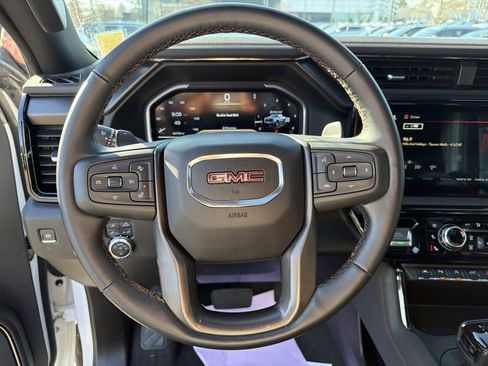 Used 2024 GMC Sierra 1500 AT4 w/ Technology Package image 30