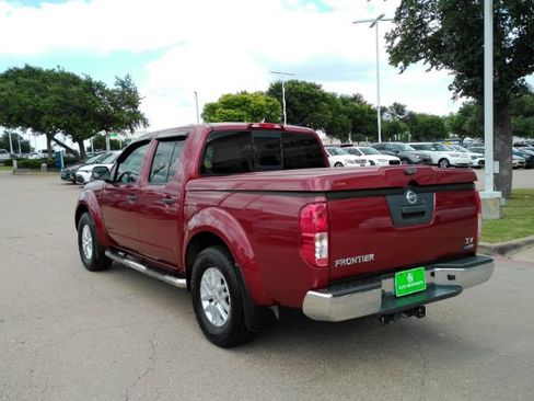 Used 2018 Nissan Frontier SV RWD image 11