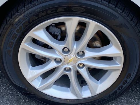 Used 2018 Chevrolet Malibu LT w/ LPO, Convenience Package 2 FWD image 25