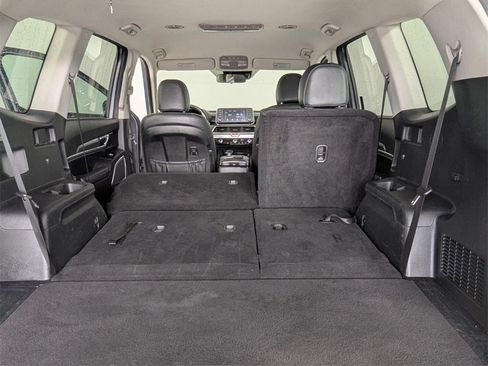 Used 2020 Kia Telluride LX image 26