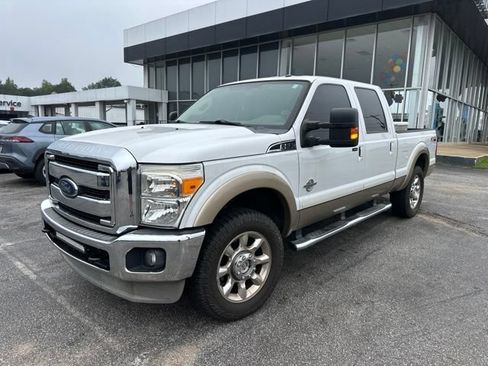 Used 2012 Ford F250 Lariat w/ Lariat Interior Pkg AWD/4WD image 5