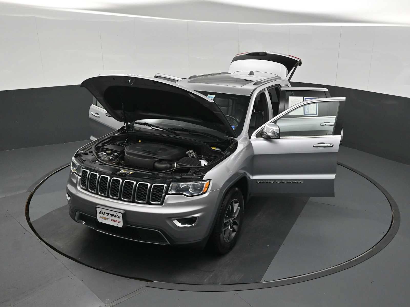 Used 2021 Jeep Grand Cherokee Limited w/ Luxury Group II AWD/4WD image 34