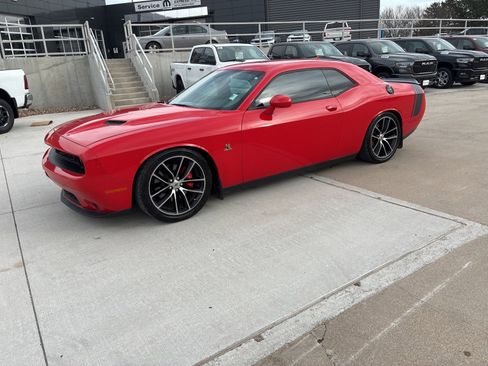 Used 2018 Dodge Challenger R/T Scat Pack image 1