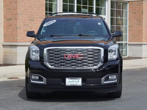 Used 2019 GMC Yukon Denali w/ Denali Ultimate Package AWD/4WD image 3