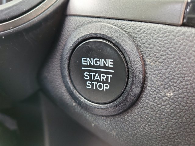 Certified 2023 Ford Escape Active AWD/4WD image 18
