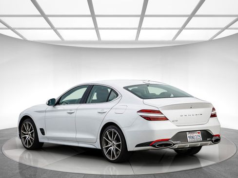 Used 2025 Genesis G70 2.5T image 2