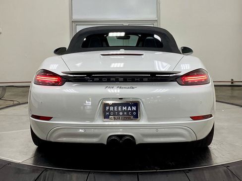 Used 2025 Porsche 718 Boxster w/ Premium Package RWD image 16