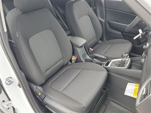 New 2026 Hyundai Venue SE image 17