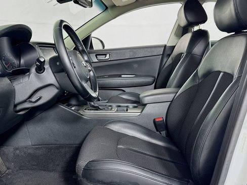 Used 2019 Kia Optima S image 10