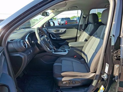 Used 2023 Chevrolet Blazer LT w/ Convenience Package FWD image 9