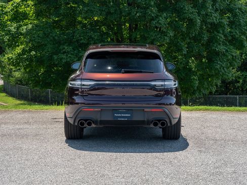 Certified 2026 Porsche Macan Turbo AWD/4WD image 6