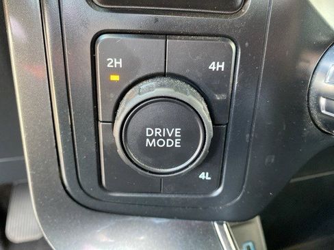 Certified 2022 Ford F150 XLT w/ Equipment Group 302A High image 24