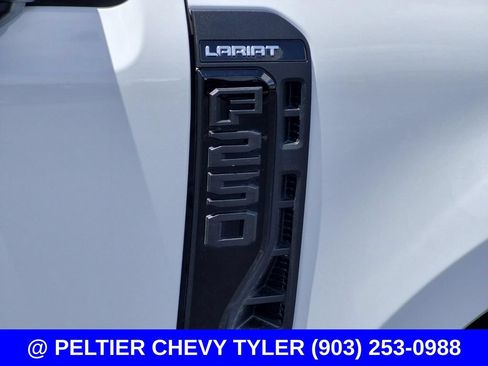 Used 2024 Ford F250 Lariat w/ Lariat Ultimate Package AWD/4WD image 11