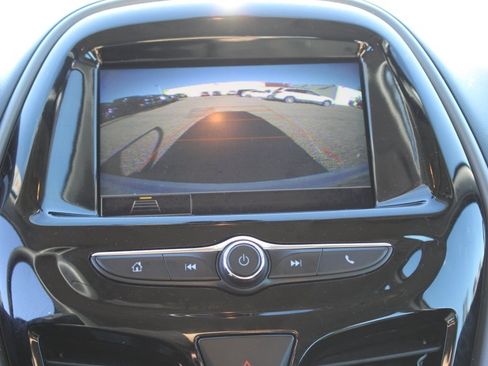 Used 2022 Chevrolet Spark LT image 19