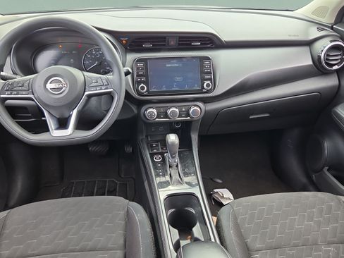 Used 2024 Nissan Kicks SV FWD image 12