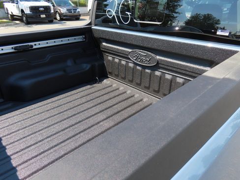 New 2025 Ford Maverick Lariat image 7