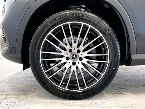 New 2026 Mercedes-Benz GLC 300 image 11