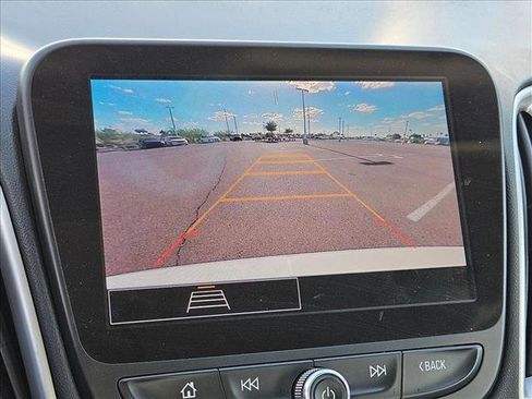 Used 2024 Chevrolet Malibu LT FWD image 17