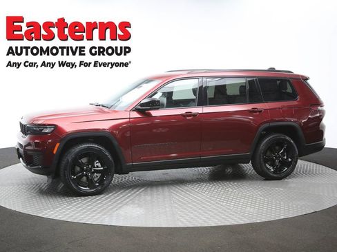 Used 2023 Jeep Grand Cherokee L Laredo image 58