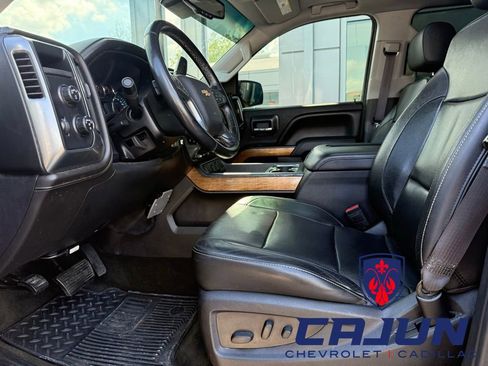 Used 2017 Chevrolet Silverado 1500 LTZ w/ LTZ Plus Package AWD/4WD image 6