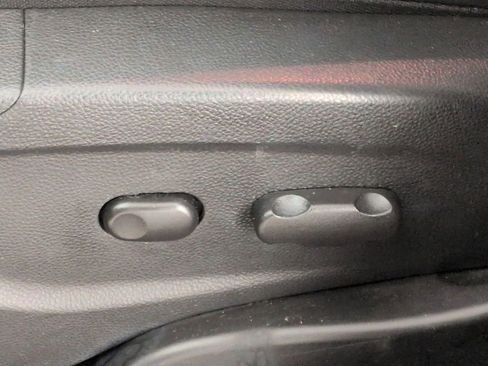 Used 2018 Buick Encore Preferred image 13