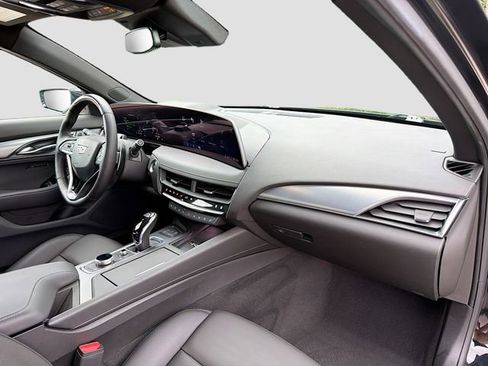 Used 2025 Cadillac CT5 Premium Luxury image 13