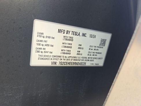 Used 2024 Tesla Cybertruck Cyberbeast AWD/4WD image 9