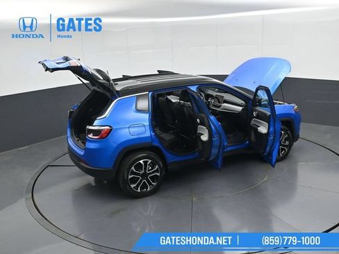 Used 2023 Jeep Compass Limited AWD/4WD image 51
