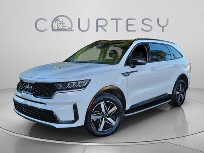 Used 2023 Kia Sorento S w/ Panoramic Sunroof Package