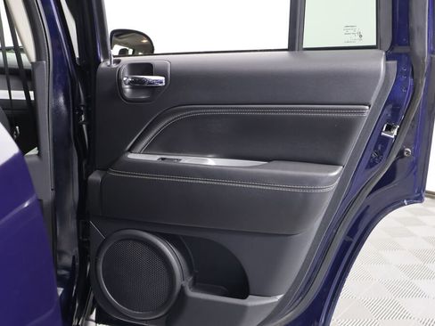 Used 2016 Jeep Compass High Altitude image 21