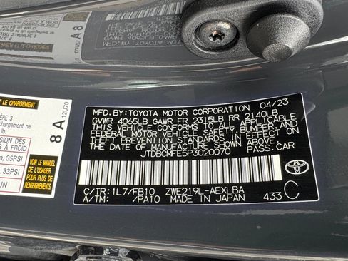 Used 2023 Toyota Corolla LE w/ Carpet Mat Package (TMS) FWD image 13