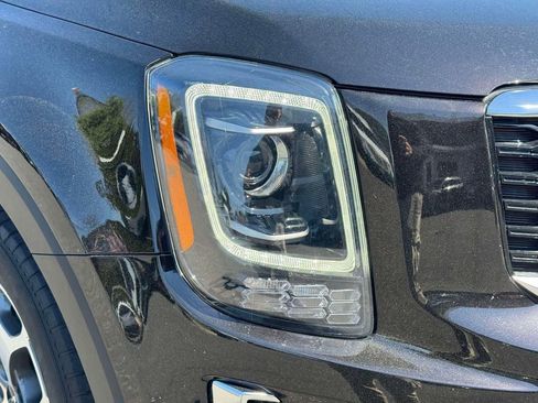 Used 2022 Kia Telluride EX AWD/4WD image 8