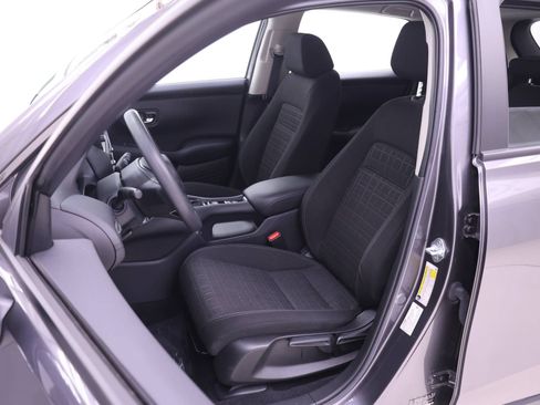 Certified 2024 Honda HR-V LX image 4
