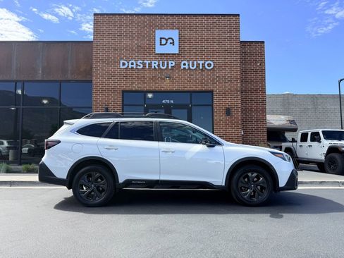Used 2020 Subaru Outback Onyx Edition XT AWD/4WD image 9