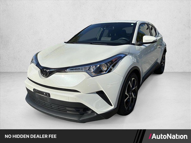Used 2019 Toyota C-HR XLE FWD image 1