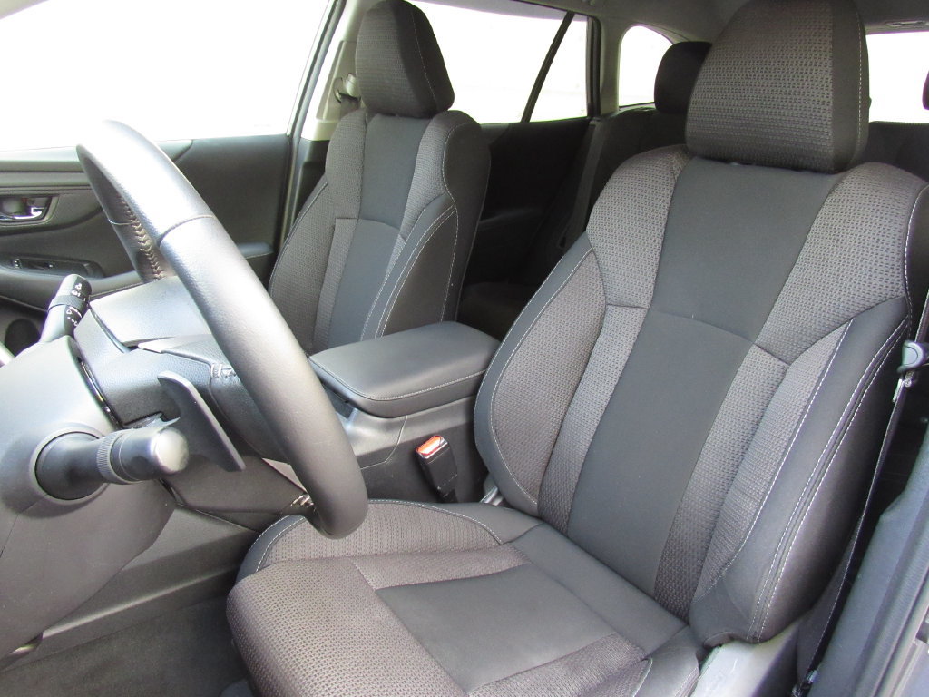 Used 2024 Subaru Outback Premium AWD/4WD image 11