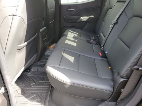 New 2026 Chevrolet Colorado LT w/ LT Convenience Package image 16