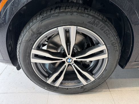 New 2027 BMW X7 xDrive40i AWD/4WD image 8