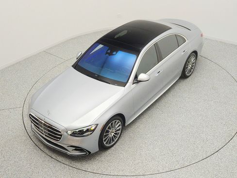 Certified 2022 Mercedes-Benz S 580 4MATIC Sedan image 23