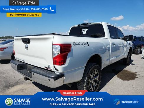 Used 2016 Nissan Titan SV AWD/4WD image 4